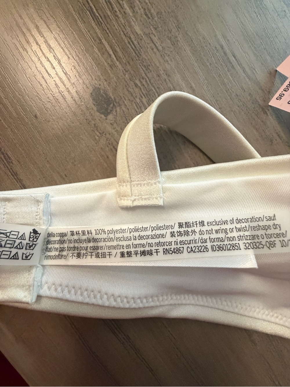 Victoria’s Secret White T-Shirt Bra 38DDD NWT Logo Strap Lightly Flawed - Picture 10 of 14